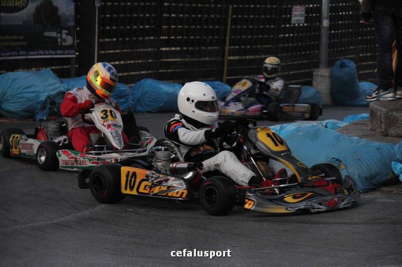 111120 sport2 408_tn.jpg